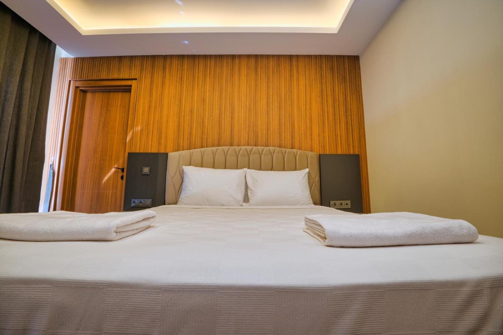 Laristone Suite Spa Hotel Aksu  Buitenkant foto